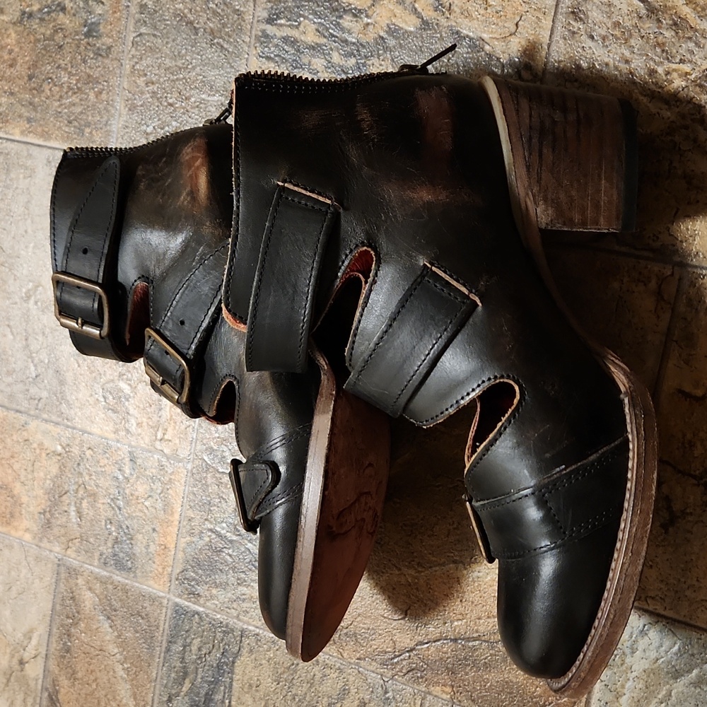 Freebird Charlotte Strappy Ankle Boots - Picture 8 of 8